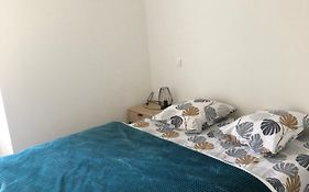 Appartement Mende 2 Chambres Canape Lit Wifi Gratuit